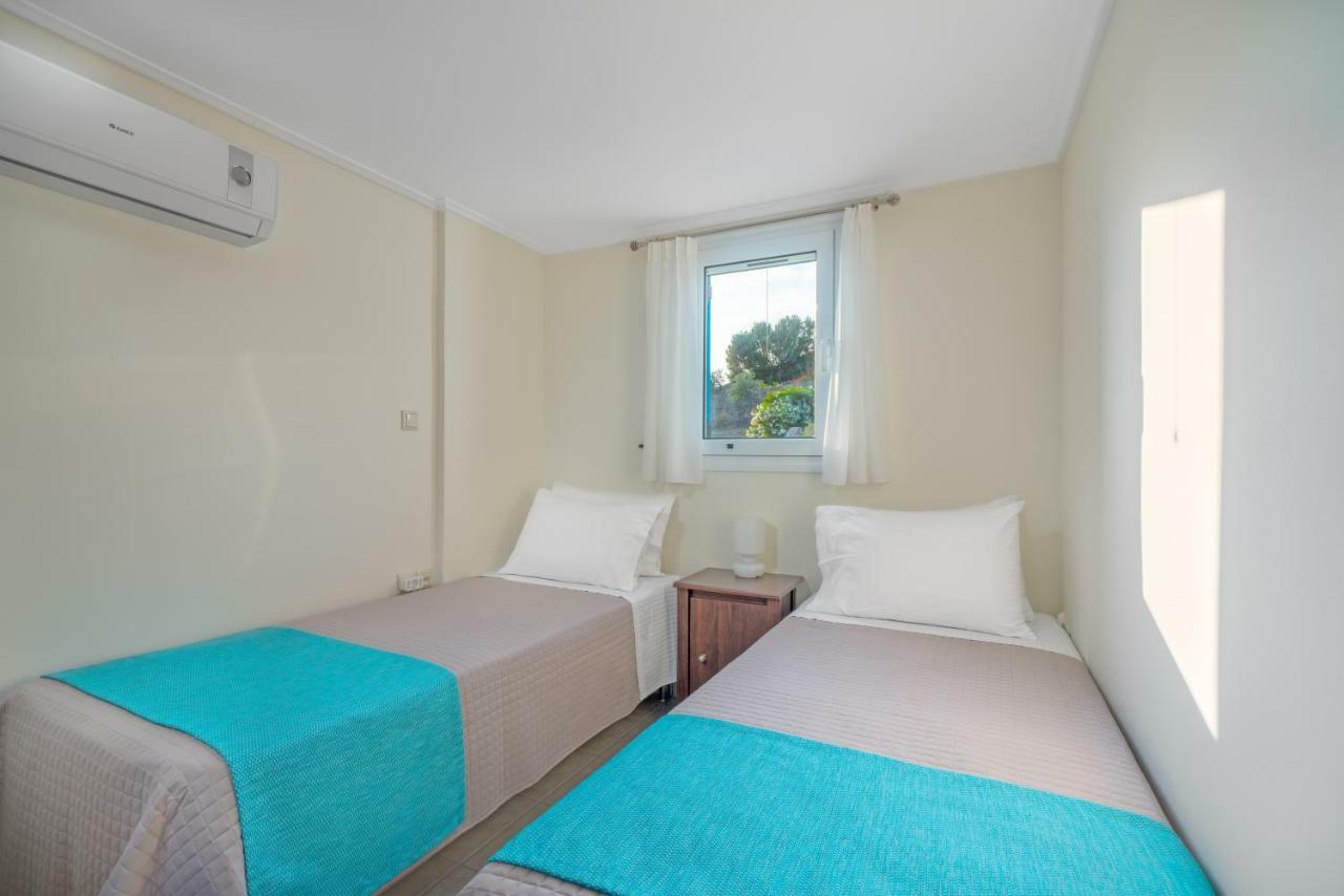 Thea Villas Aegina Perdika  Exterior photo